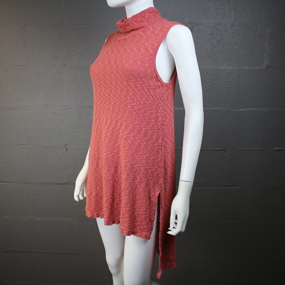 Left of Center Tunic Tank Small High-low Pinks Salmon Stretch Mock Neck Spring